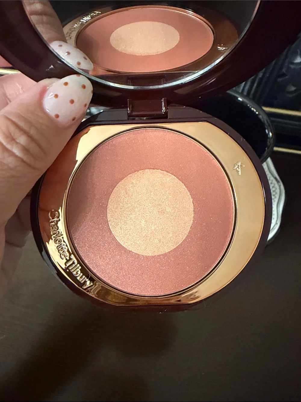 Charlotte Tilbury cream powder